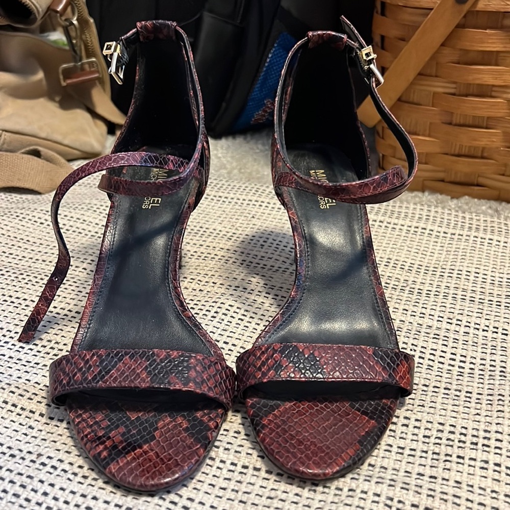 Michael Kors heel